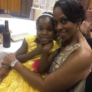 Meet your Posher, Sha-ron